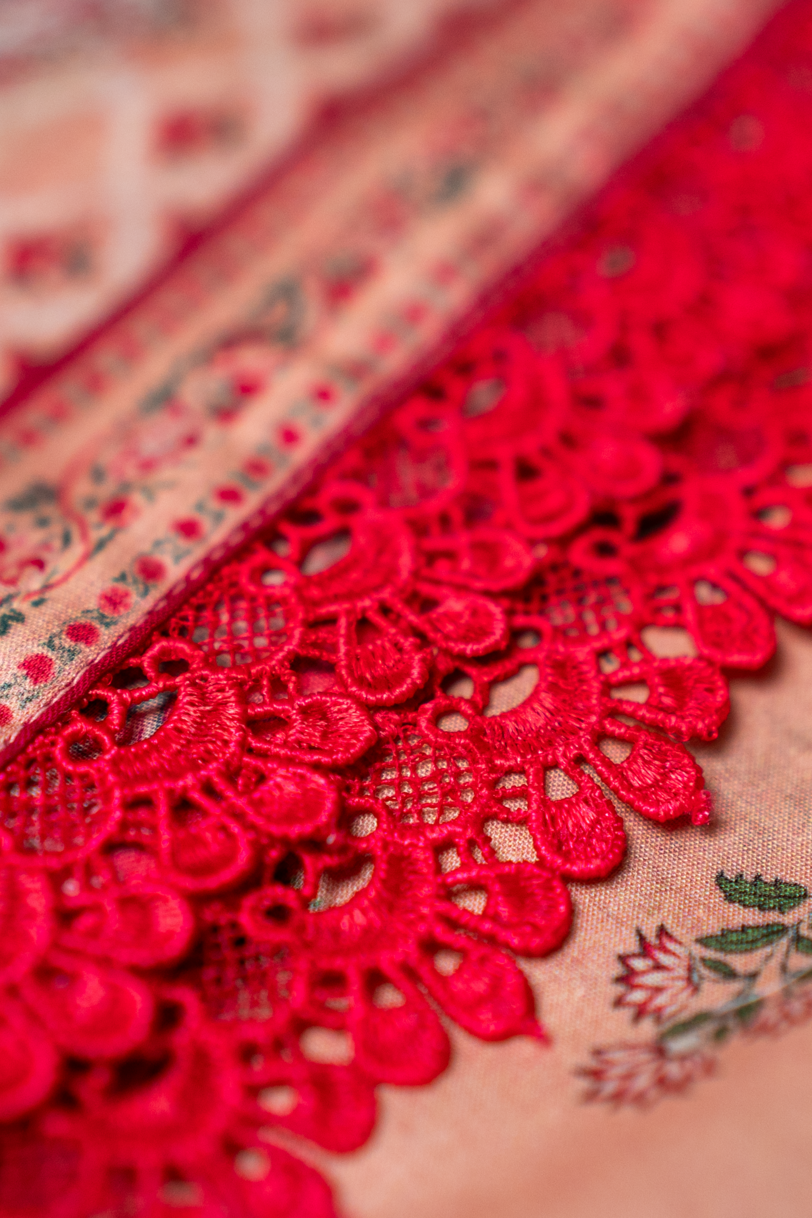 Printed peach dupatta with 4 side lace border from Eid collection